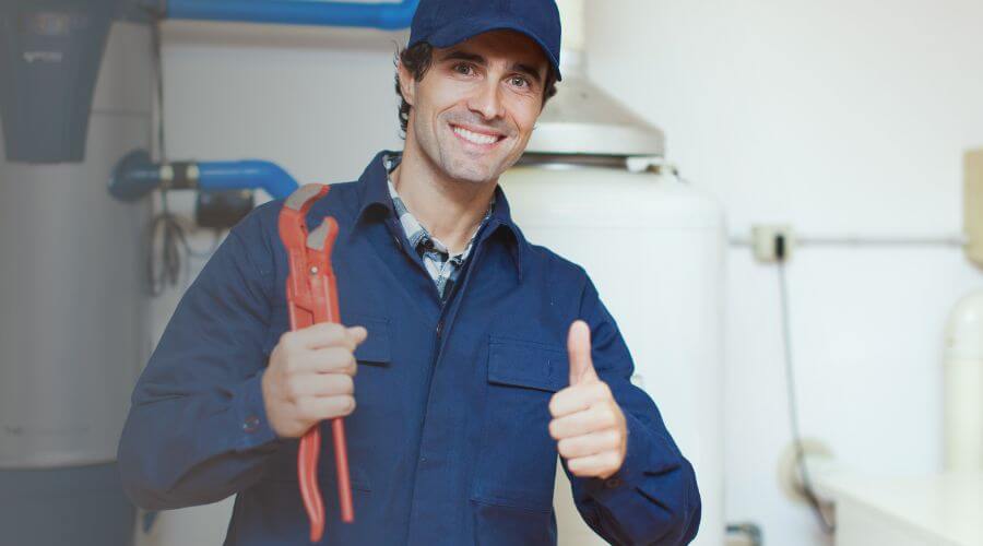 Expert burst pipe repair services in Sparr, FL